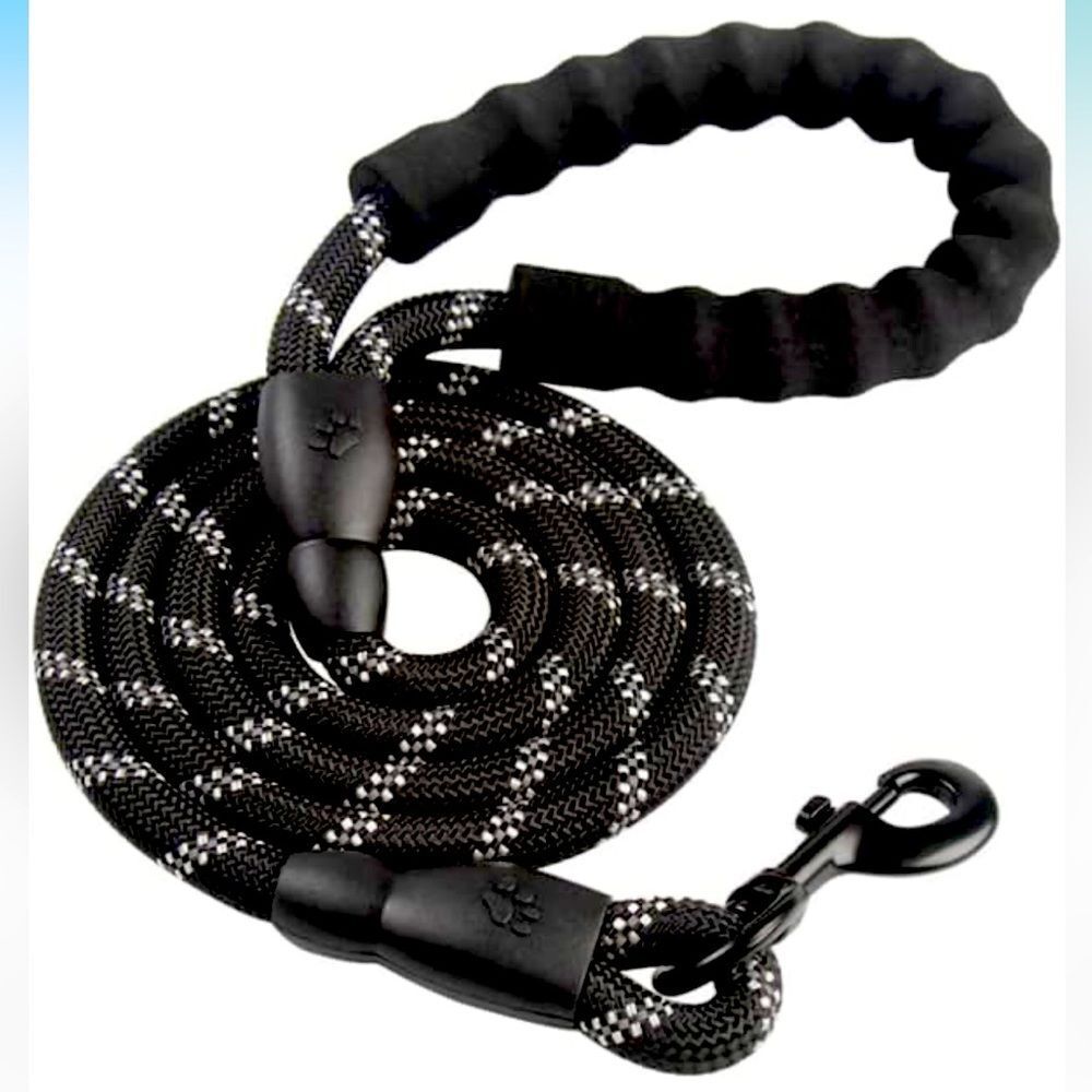 Heavy Duty Reflective 5 Foot Dog Leash With Padded Handle NEW